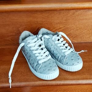 Grey Woman Laced Sneakers Like New!